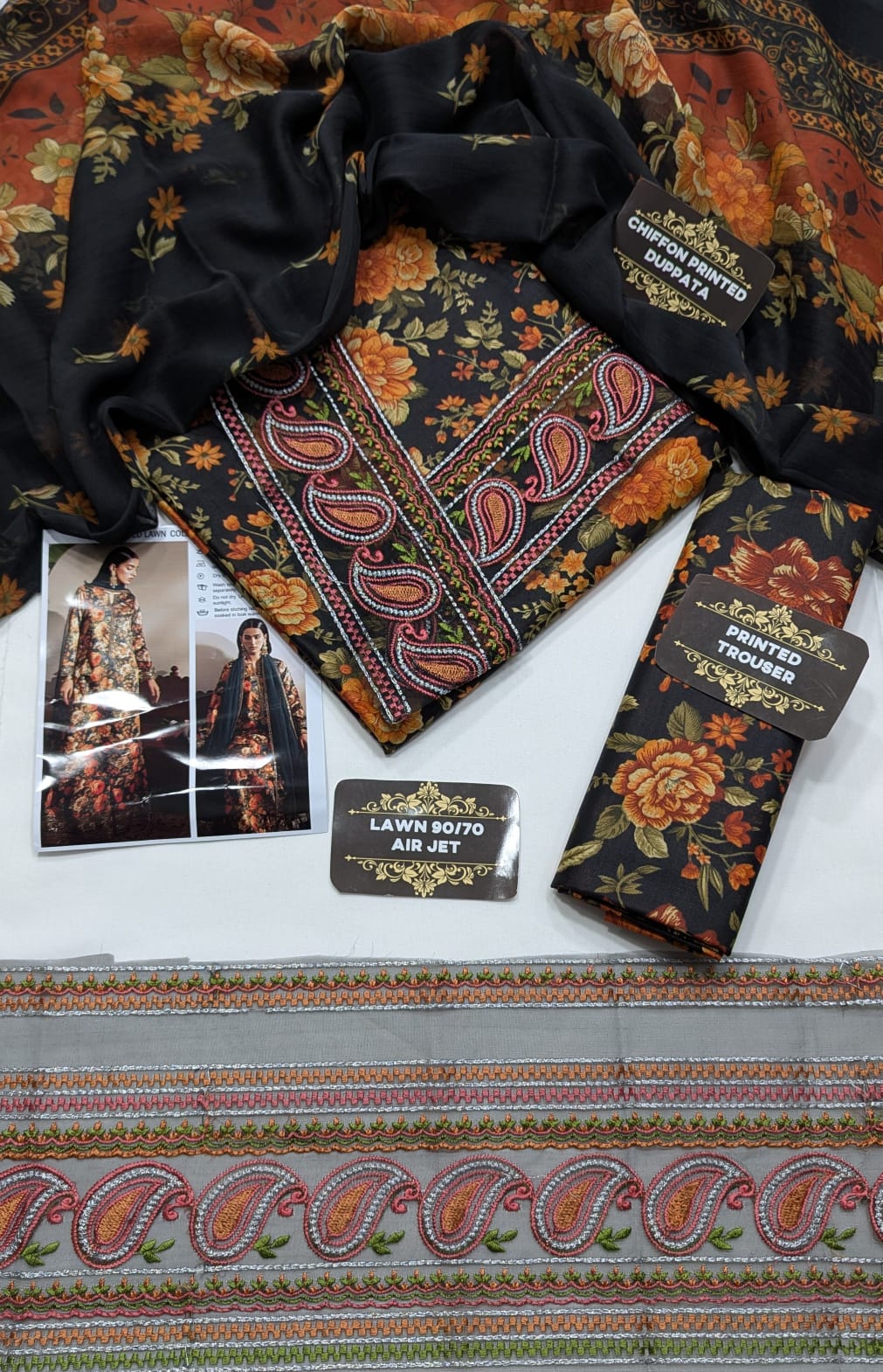 3-Piece Embroidered Lawn Suit | LC-4
