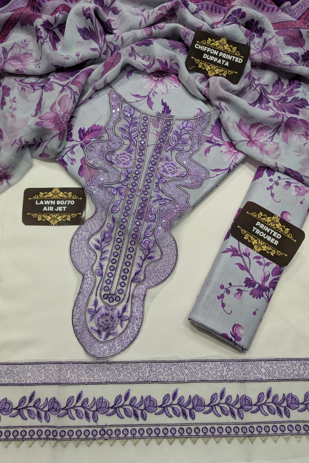 3-Piece Embroidered Lawn Suit | LC-3